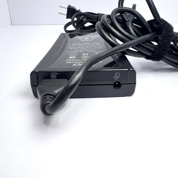 iGo 6630068-0400 AC Adapter Power Supply Charger 15-24V 90W with Accessories - Picture 7 of 8